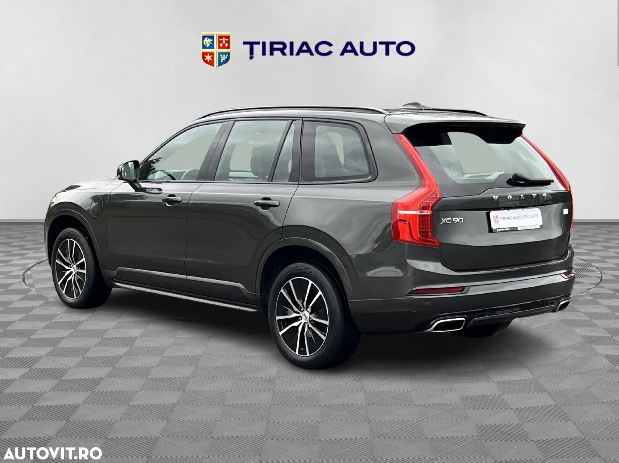 Volvo XC 90 T8 eAWD R-Design - 4