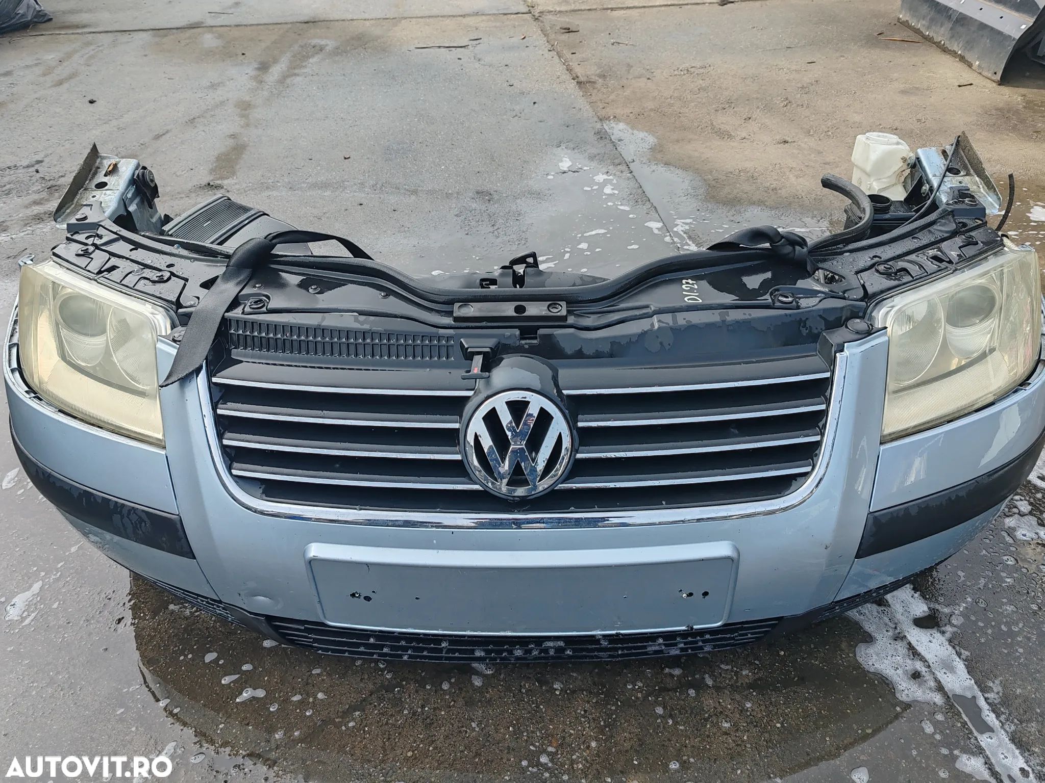 FATA COMPLETA PENTRU VOLKSWAGEN PASSAT B5.5 2004 - 1