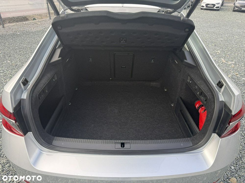 Skoda Superb 2.0 TDI SCR Ambition - 29