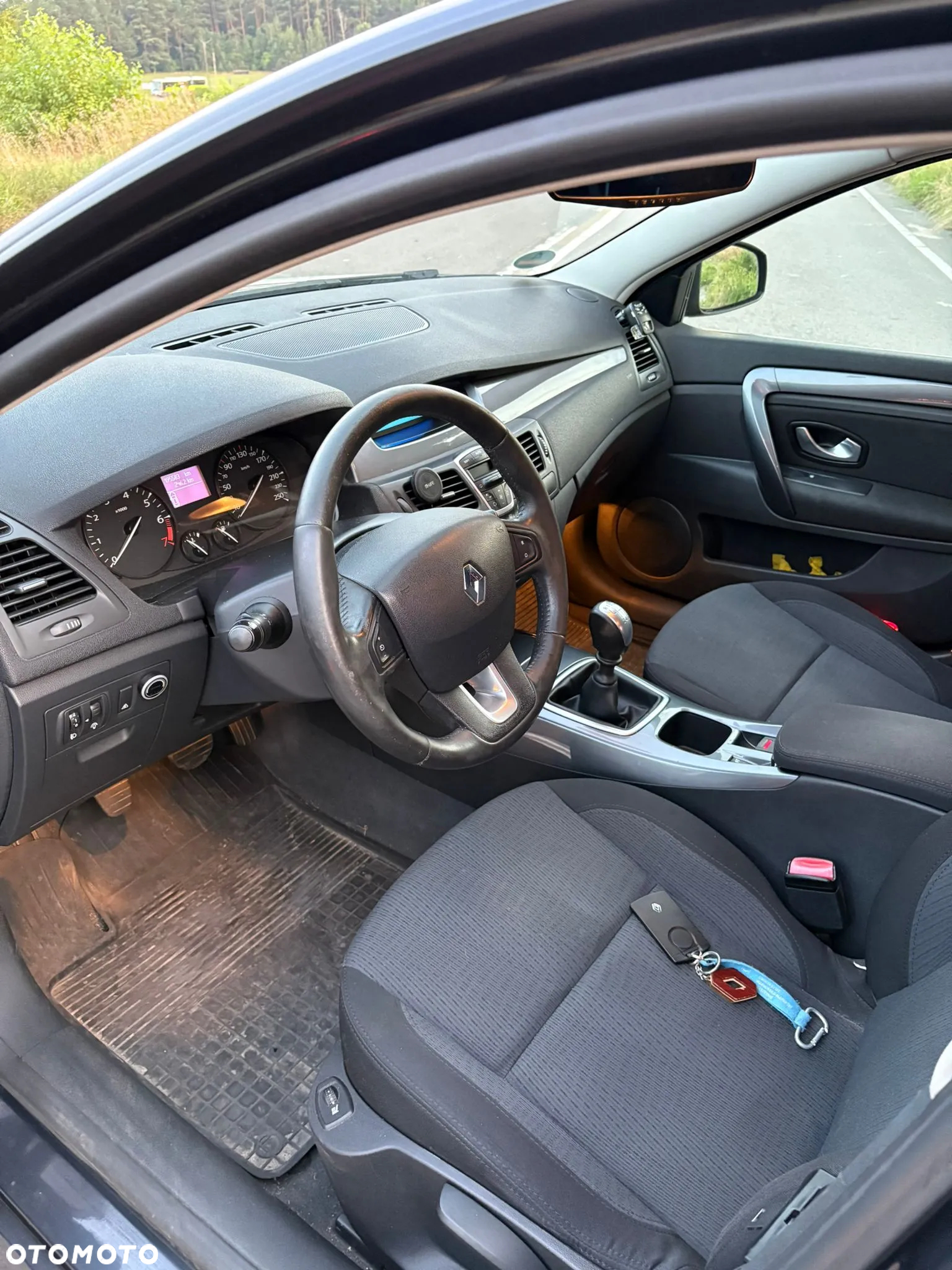 Renault Laguna - 11