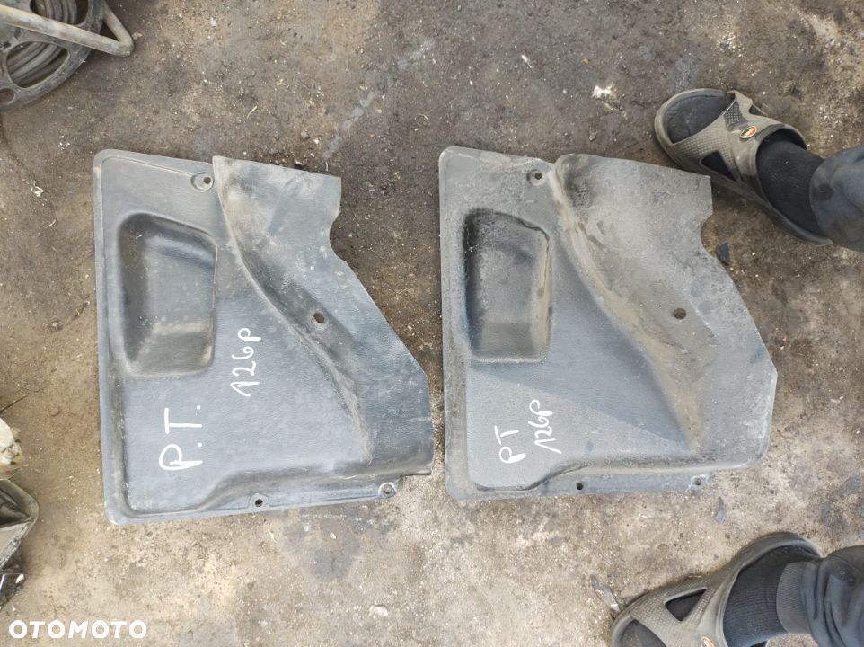 Fiat 126 maluch 126p boczek tył  prawy - 1