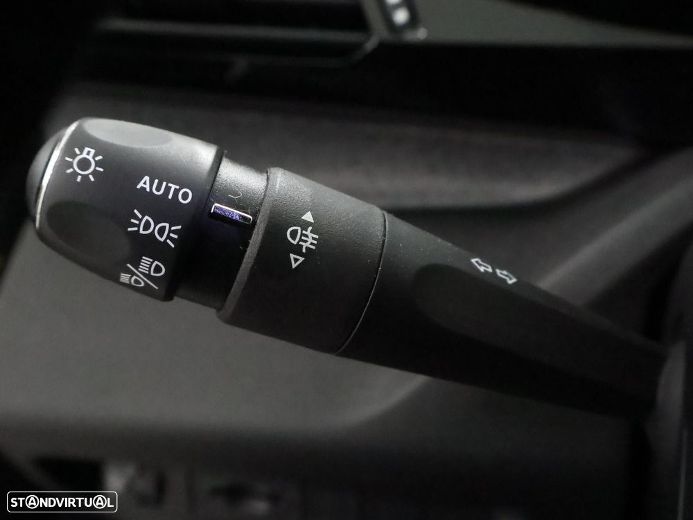 Peugeot 308 SW 1.5 BlueHDi Allure Pack EAT8 - 14