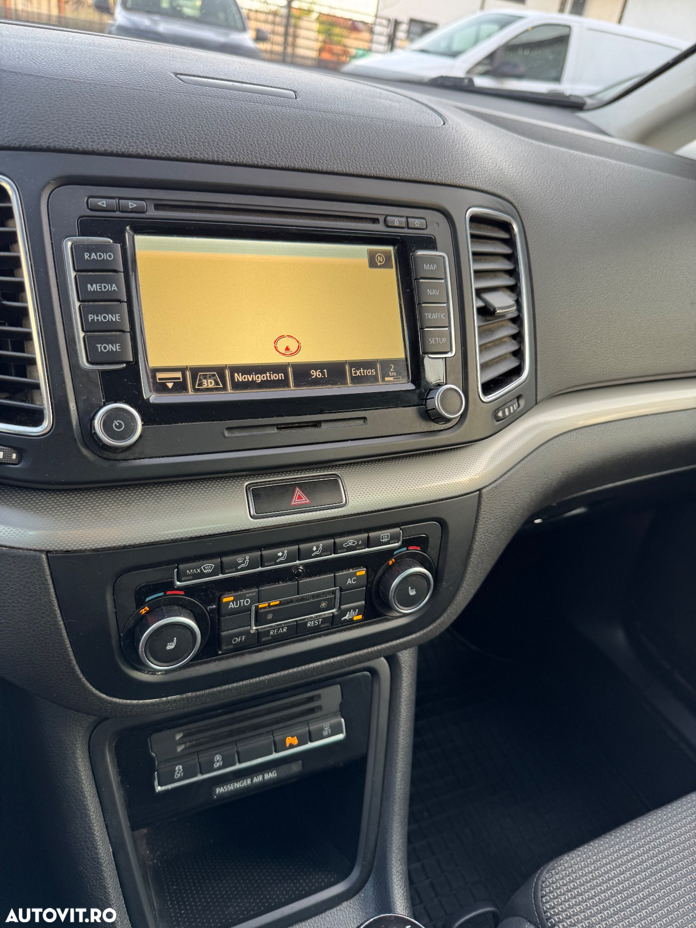 Volkswagen Sharan 2.0 TDI BlueMotion Technology Life - 34