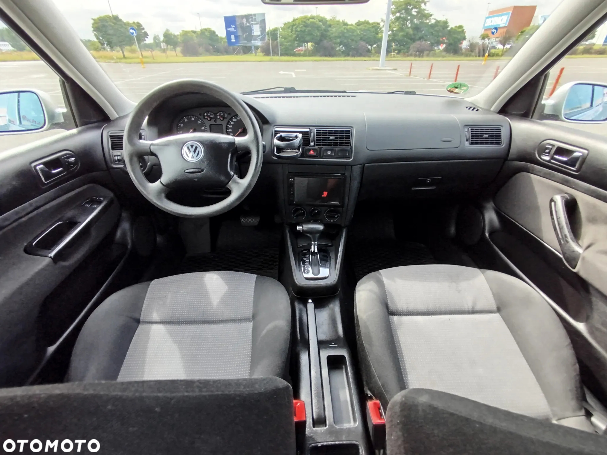 Volkswagen Golf 1.6 Automatik Sportline - 9
