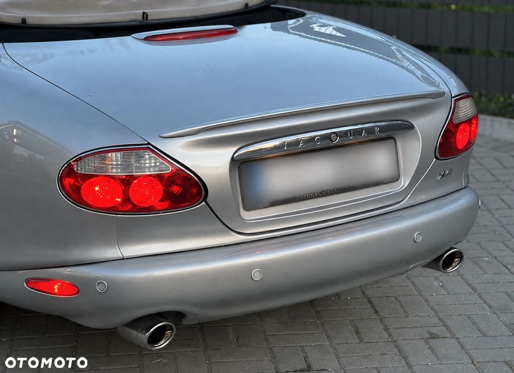 Jaguar XK8 - 8