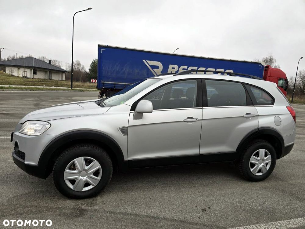 Chevrolet Captiva 2.0 4WD 7 Sitzer LT Exclusive - 9