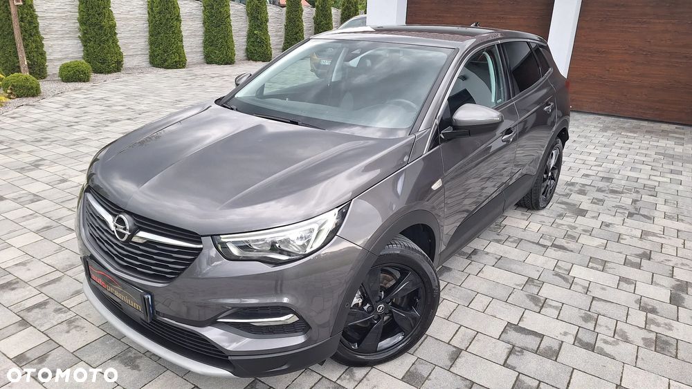 Opel Grandland X 1.2 Start/Stop Color Line - 1