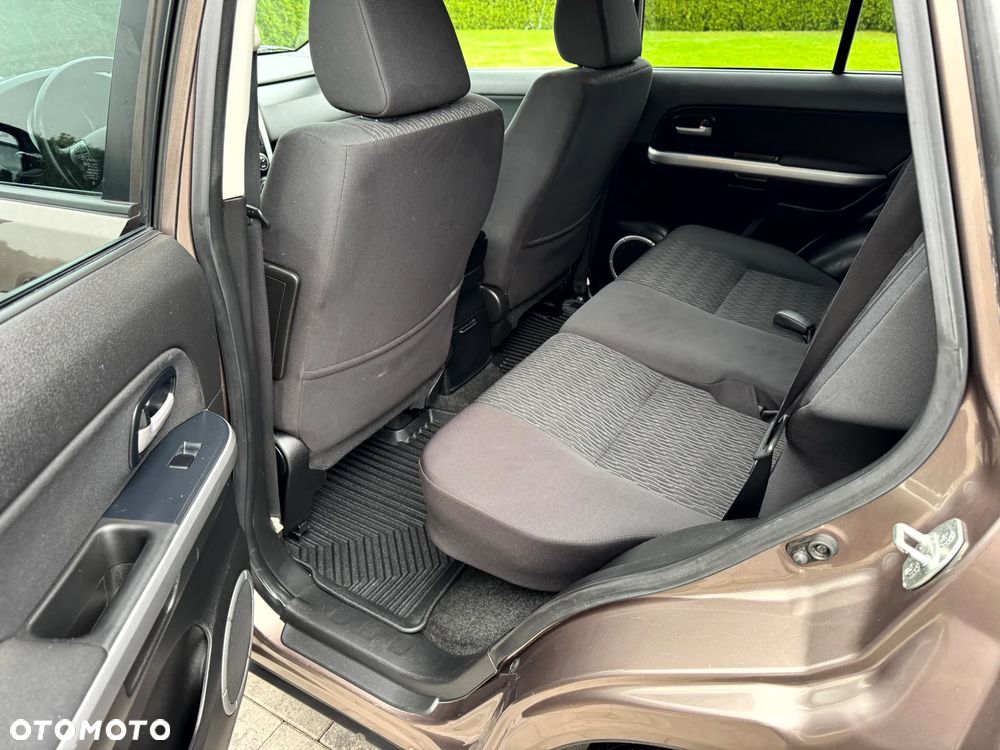 Suzuki Grand Vitara - 12