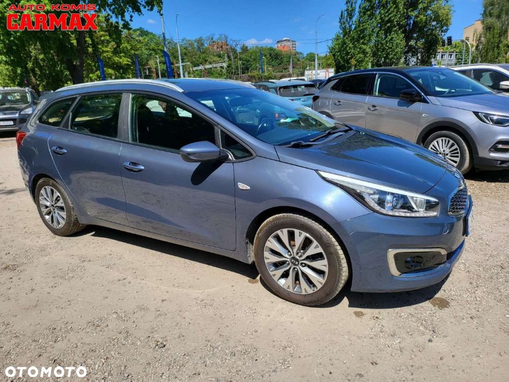 Kia Ceed 1.4 CVVT ISG Dream Team Edition - 9