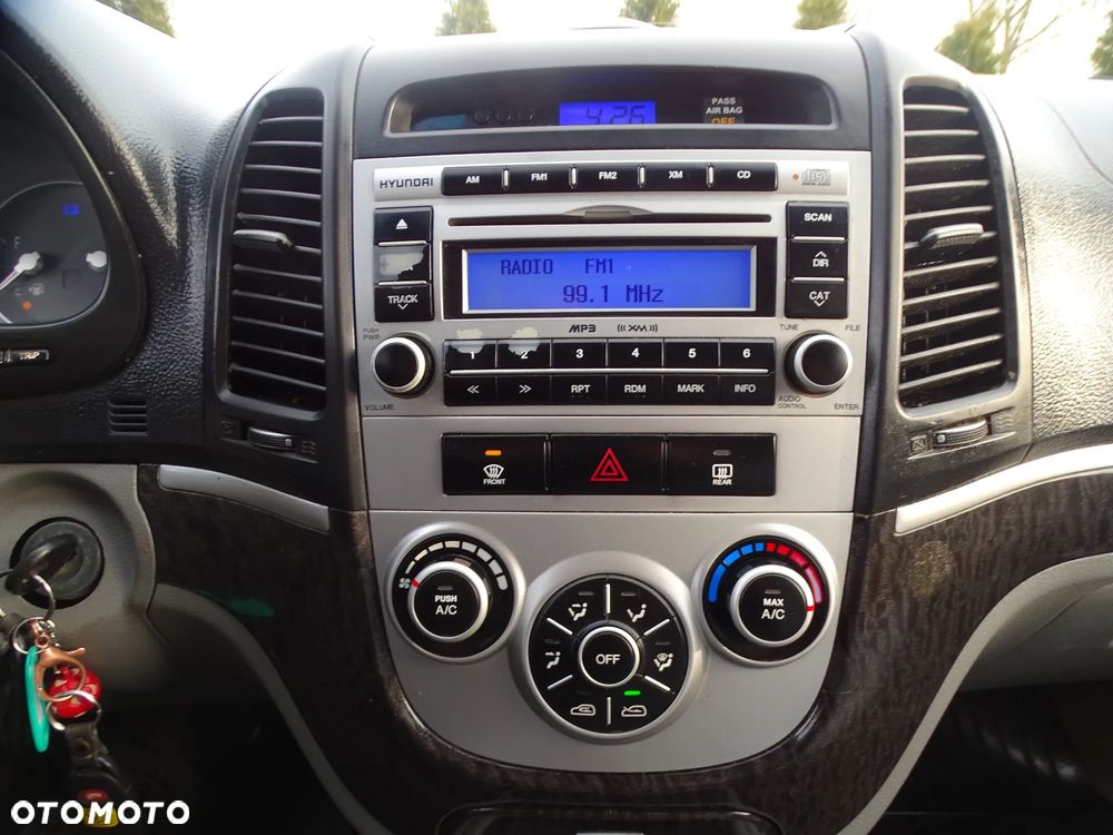 Hyundai Santa Fe - 11