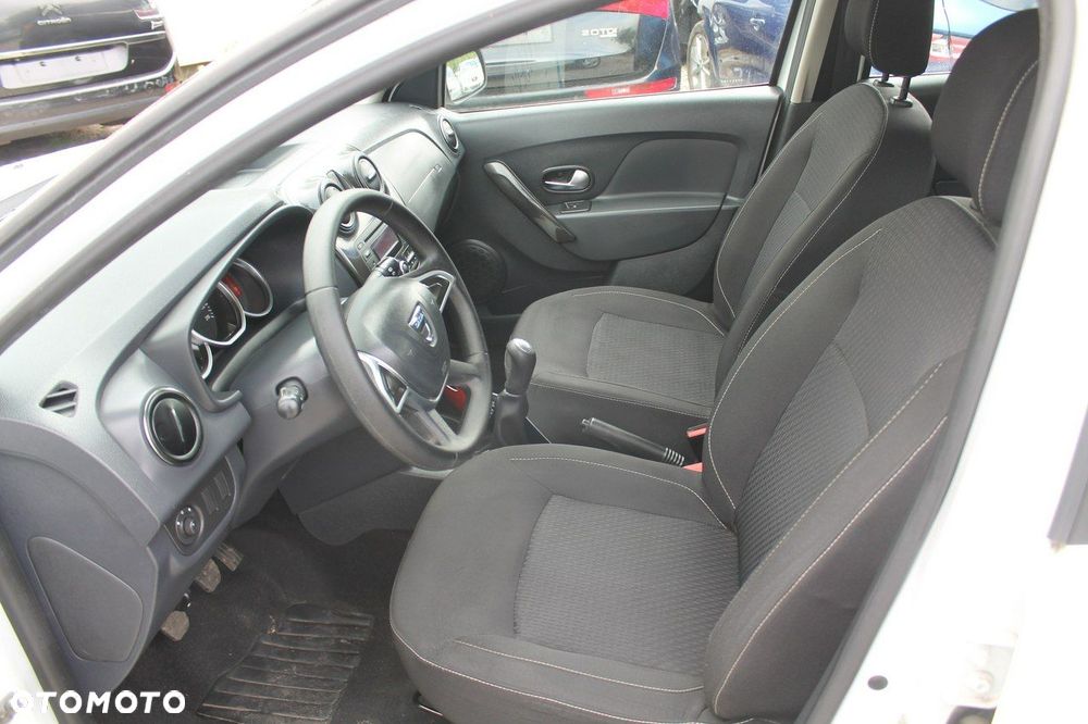Dacia Sandero - 9
