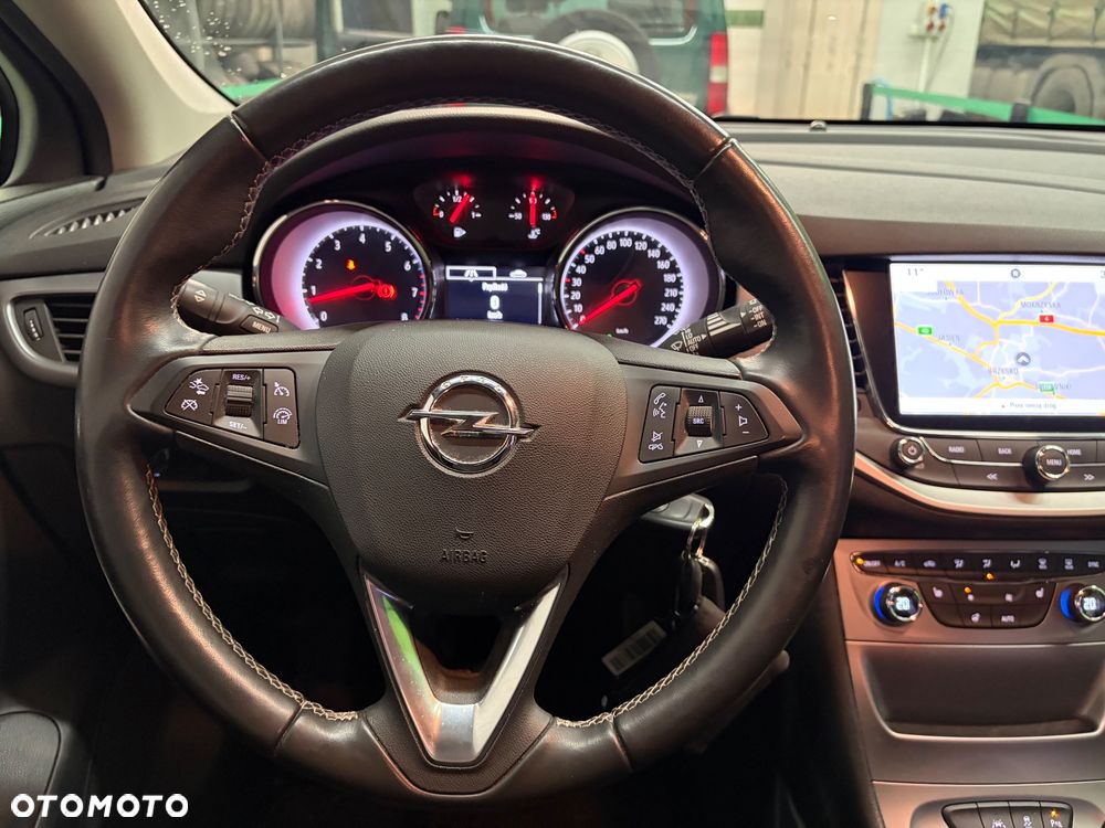 Opel Astra 1.4 Turbo Business - 30