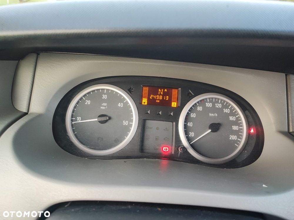 Opel Vivaro L2H1 Dubel -kabina - 33