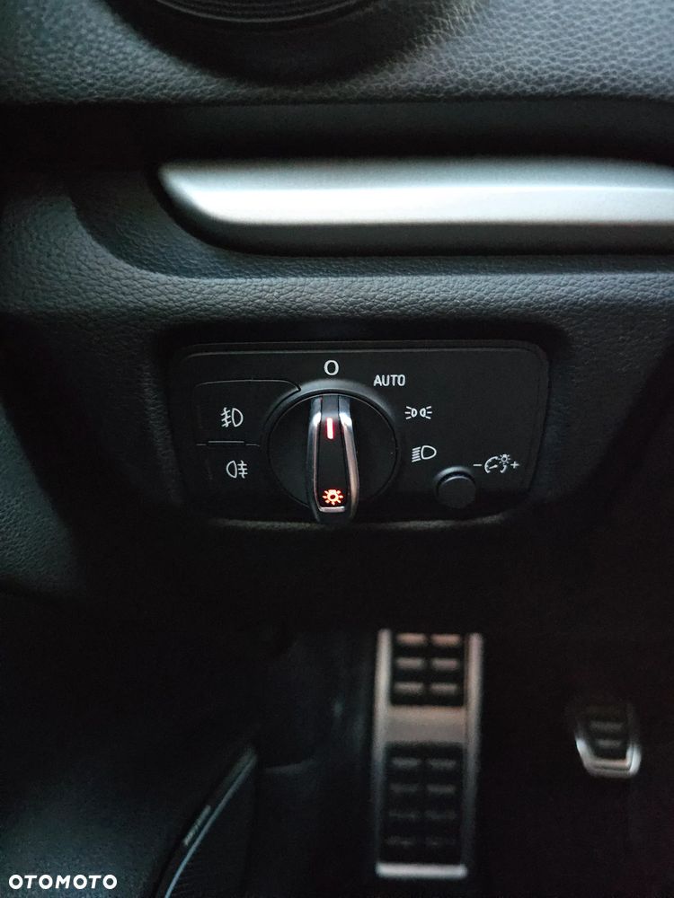 Audi A3 Sportback 1.4 TFSI cylinder on demand ultra Ambiente - 27