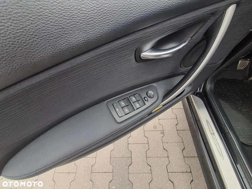 BMW Seria 1 116i - 15