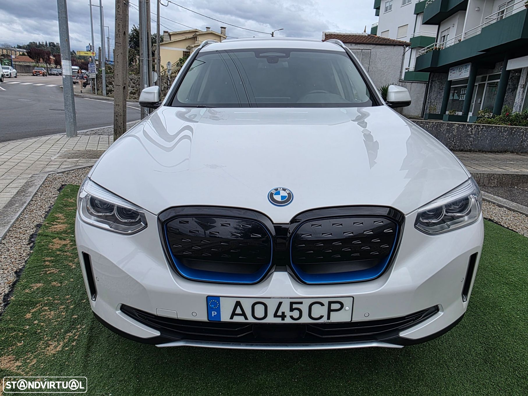 BMW iX3 Inspiring - 2