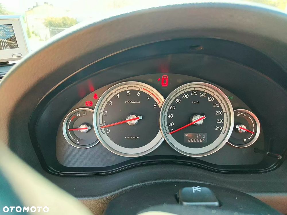 Subaru Legacy - 5