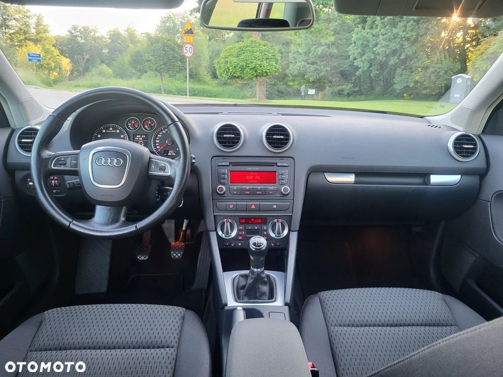 Audi A3 Sportback 1.4 TFSI Ambiente - 15