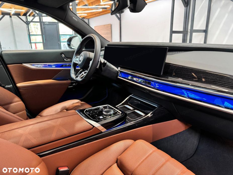 BMW Seria 7 740d xDrive mHEV M Sport sport - 12