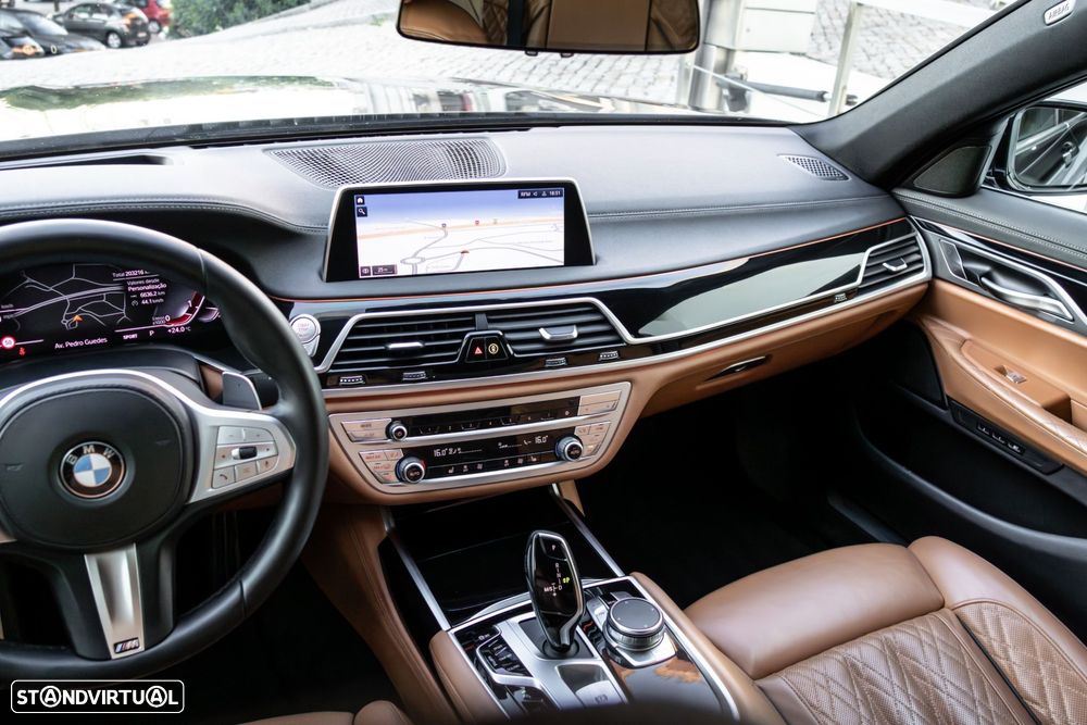 BMW 740 d xDrive Pack M Auto - 30