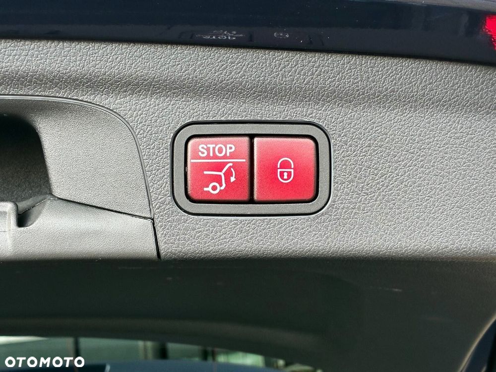 Mercedes-Benz GLE - 22