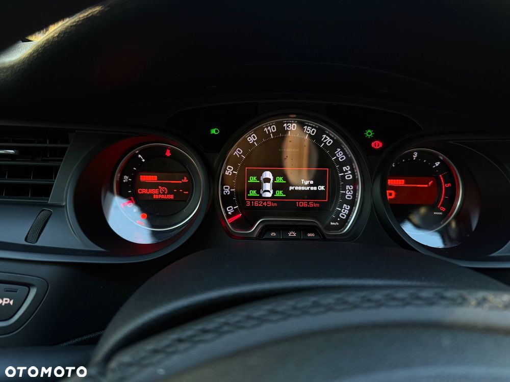 Citroën C5 2.0 HDi Exclusive - 15