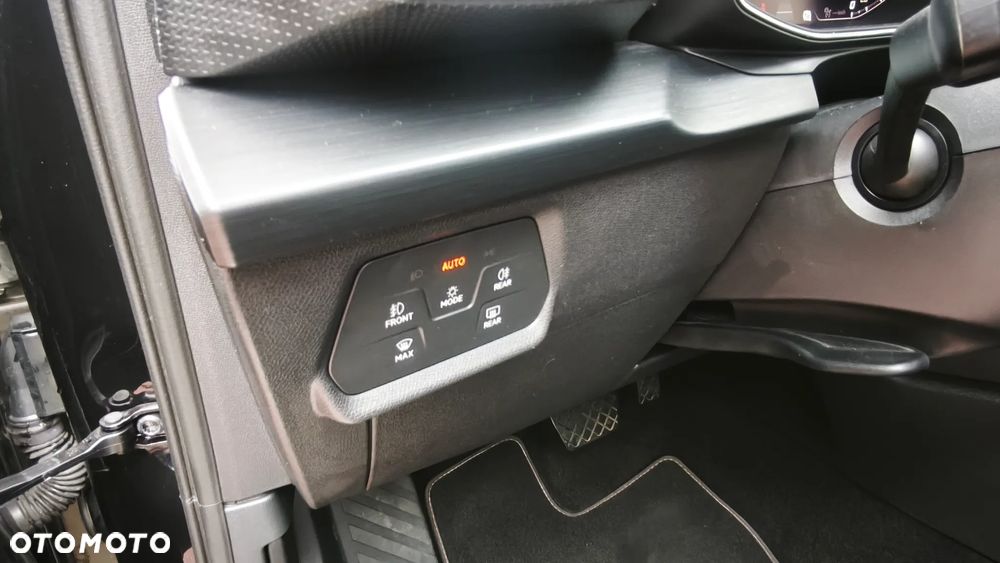 Cupra Leon 2.0 TDI Tribe Edition DSG - 24