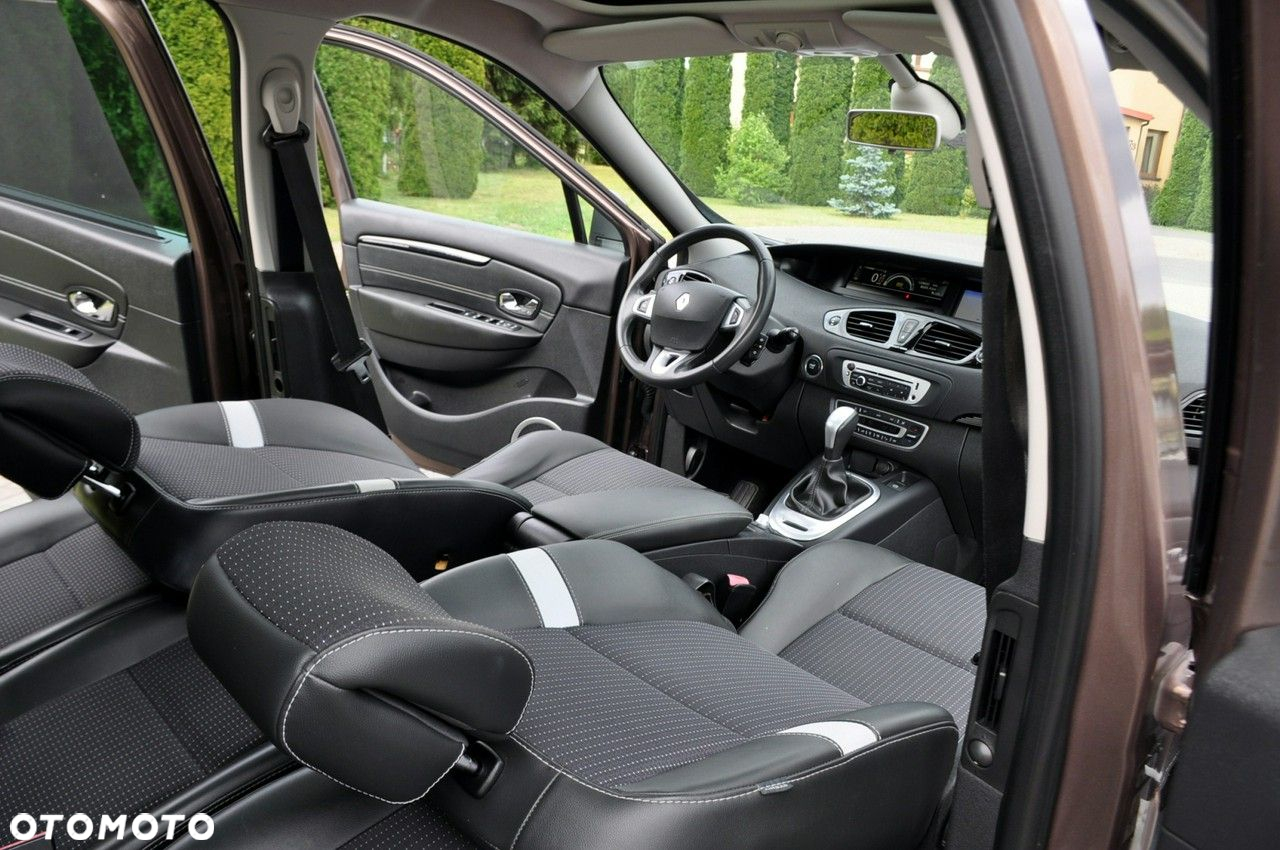 Renault Scenic - 25