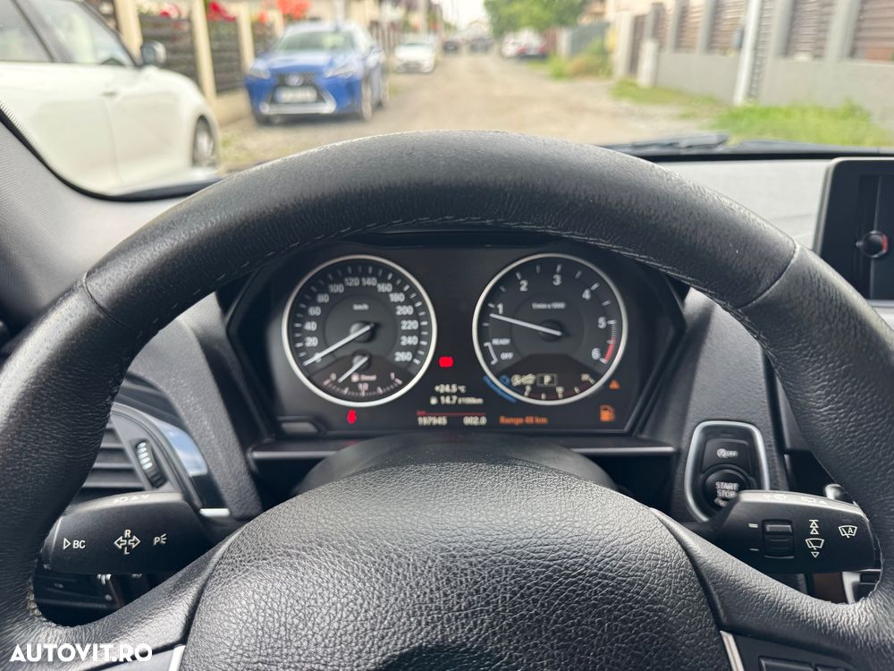 BMW Seria 1 - 16