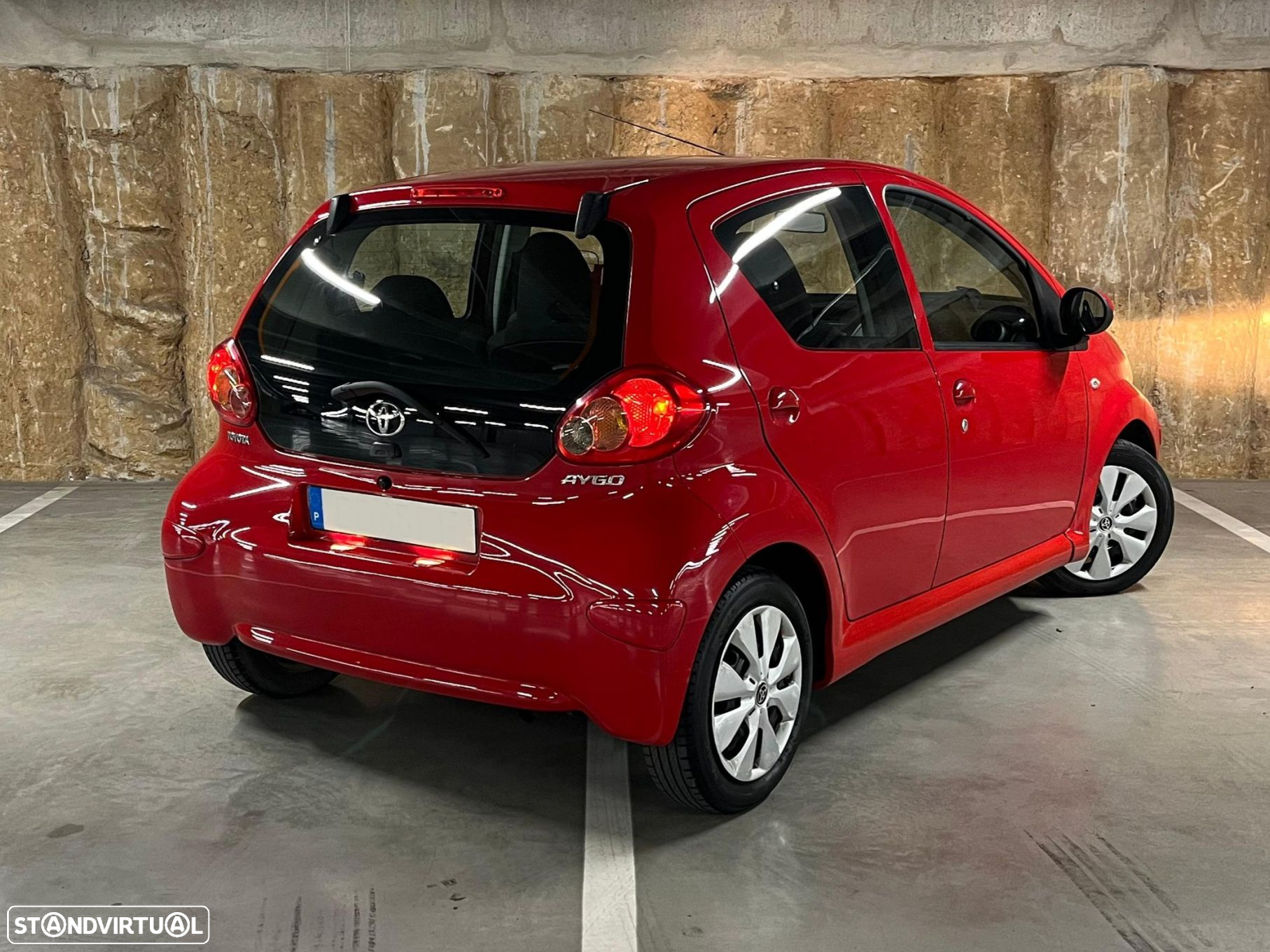 Toyota Aygo 1.0 + AC - 4