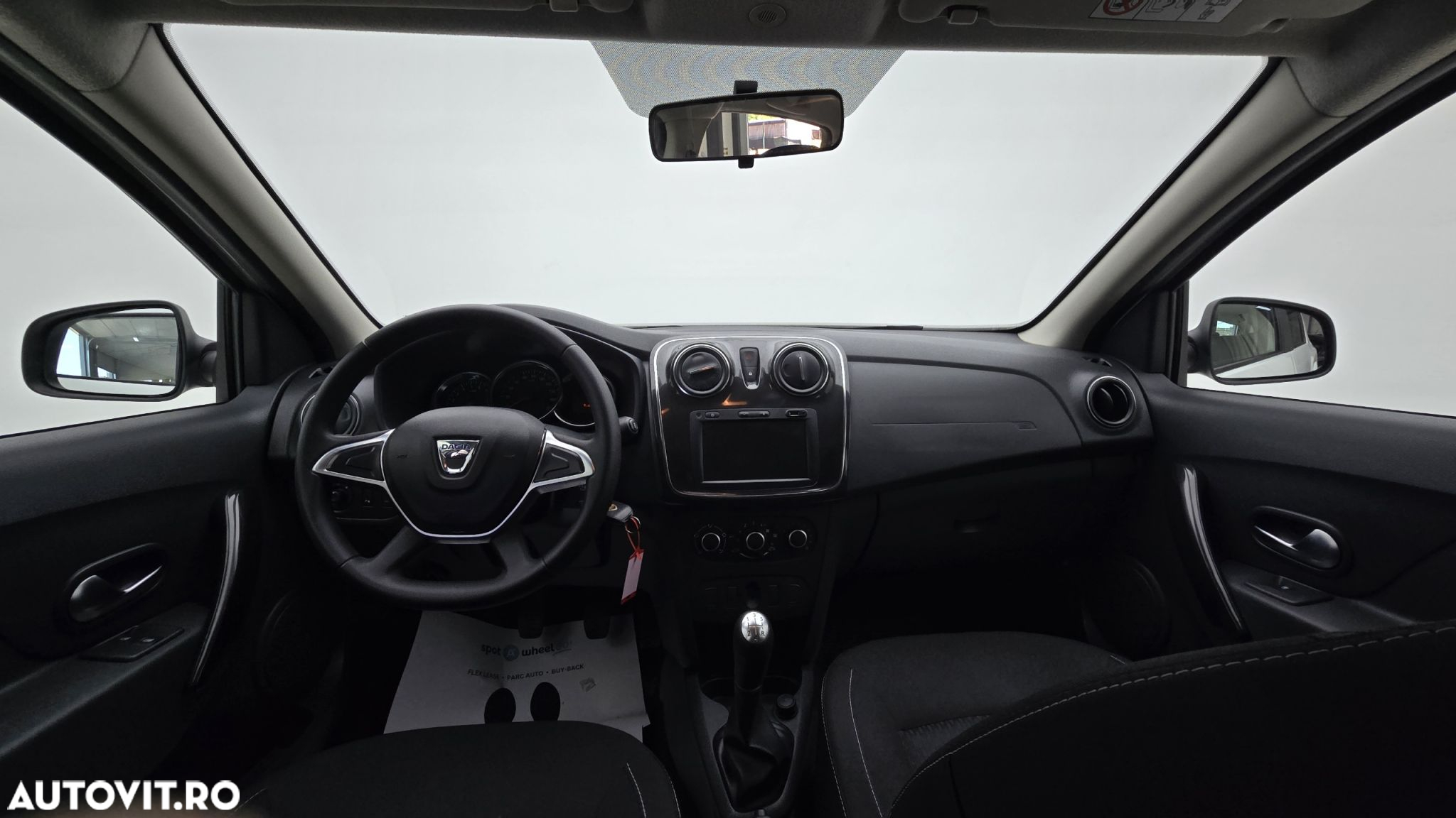 Dacia Sandero 0.9 TCe Laureate - 14