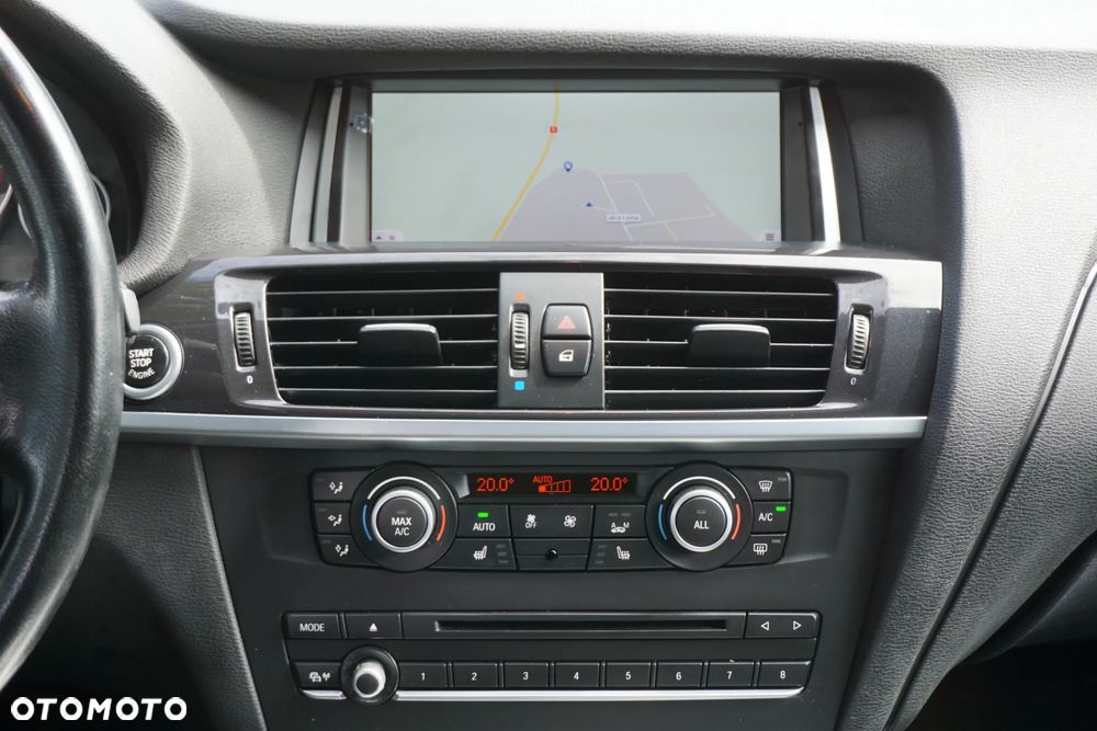 BMW X3 xDrive20d - 23