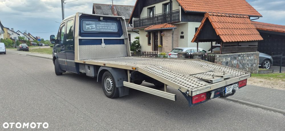 Mercedes-Benz Sprinter - 6