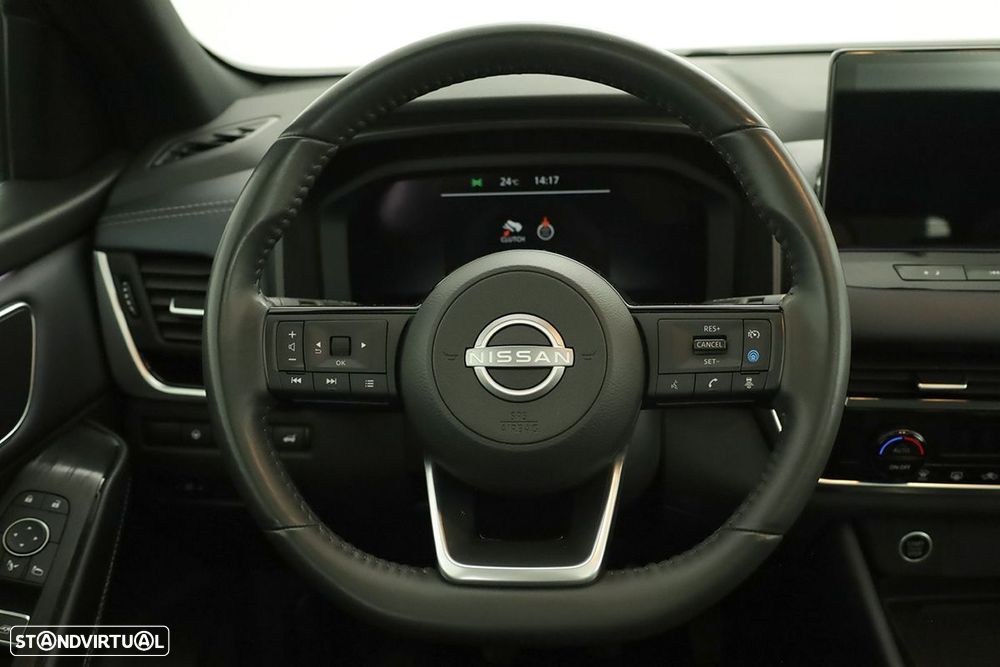 Nissan Qashqai 1.3 DIG-T Tekna SKY - 13