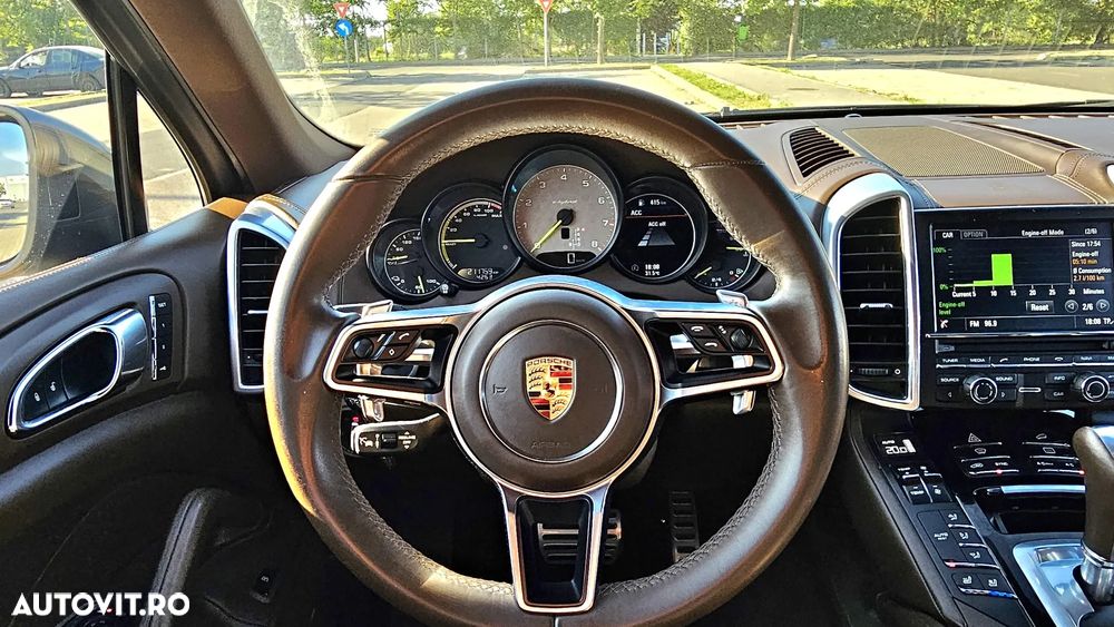 Porsche Cayenne S E-Hybrid Platinum Edition - 24