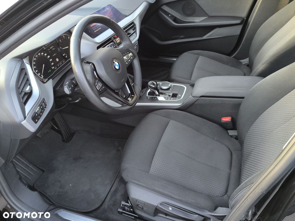 BMW Seria 1 118d - 10
