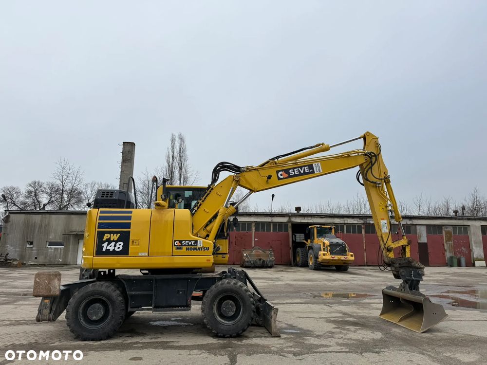 Komatsu PW 148 -11 - 7