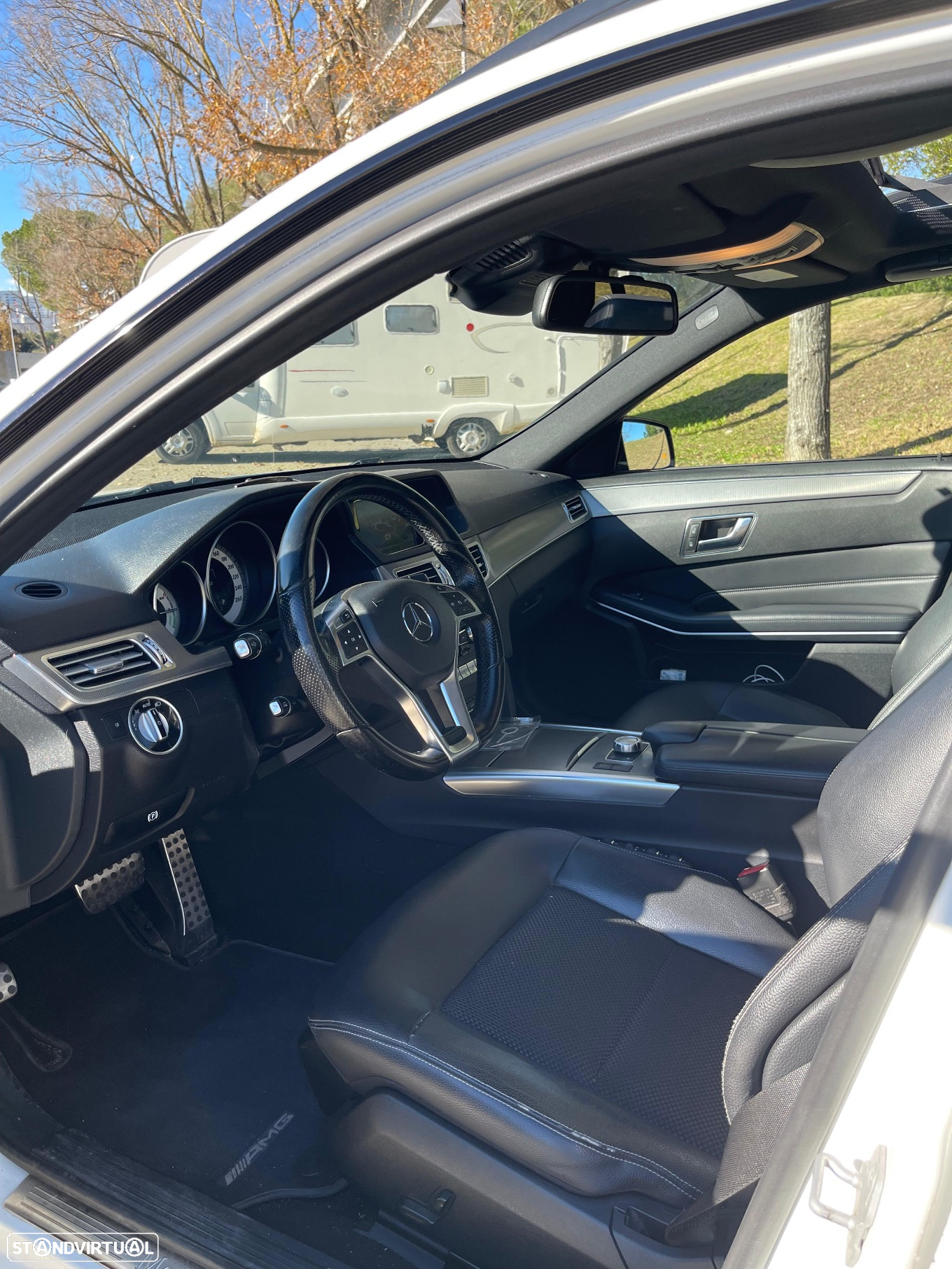 Mercedes-Benz E 300 - 13