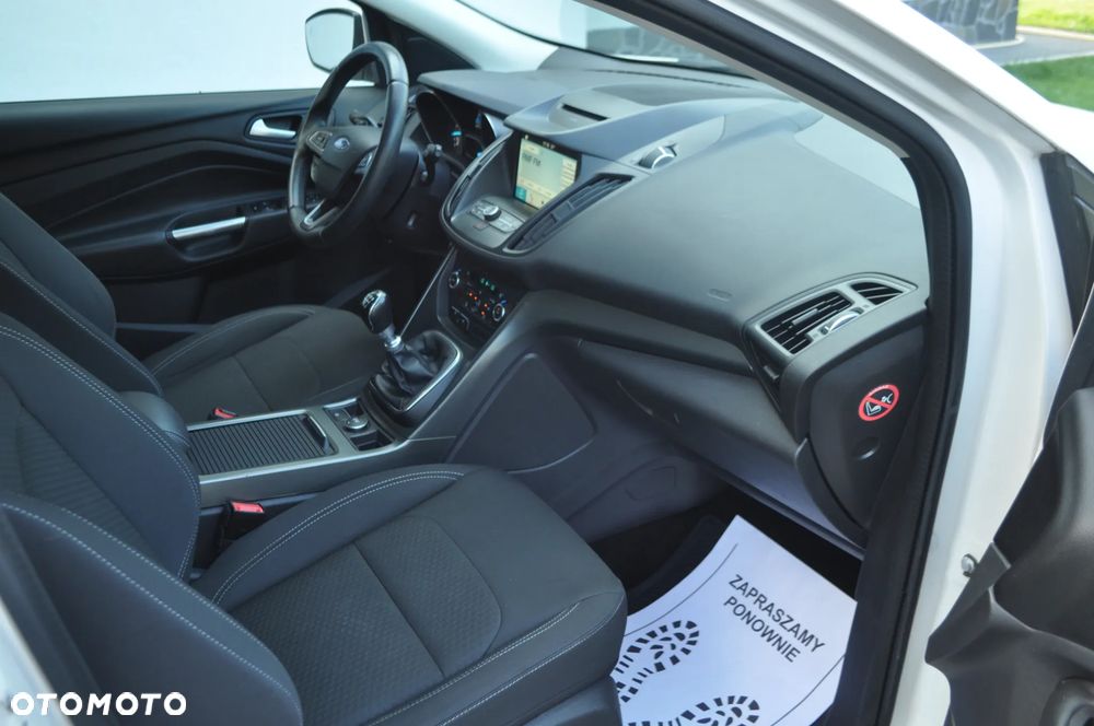 Ford Kuga 1.5 EcoBoost 2x4 Titanium - 21