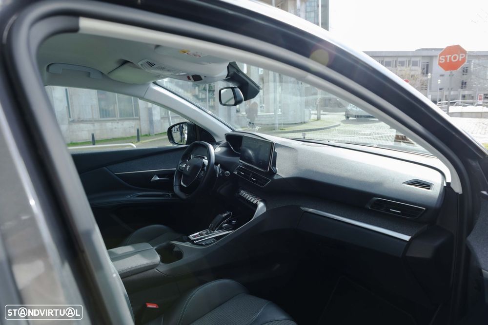 Peugeot 3008 1.2 PureTech Allure EAT8 - 20