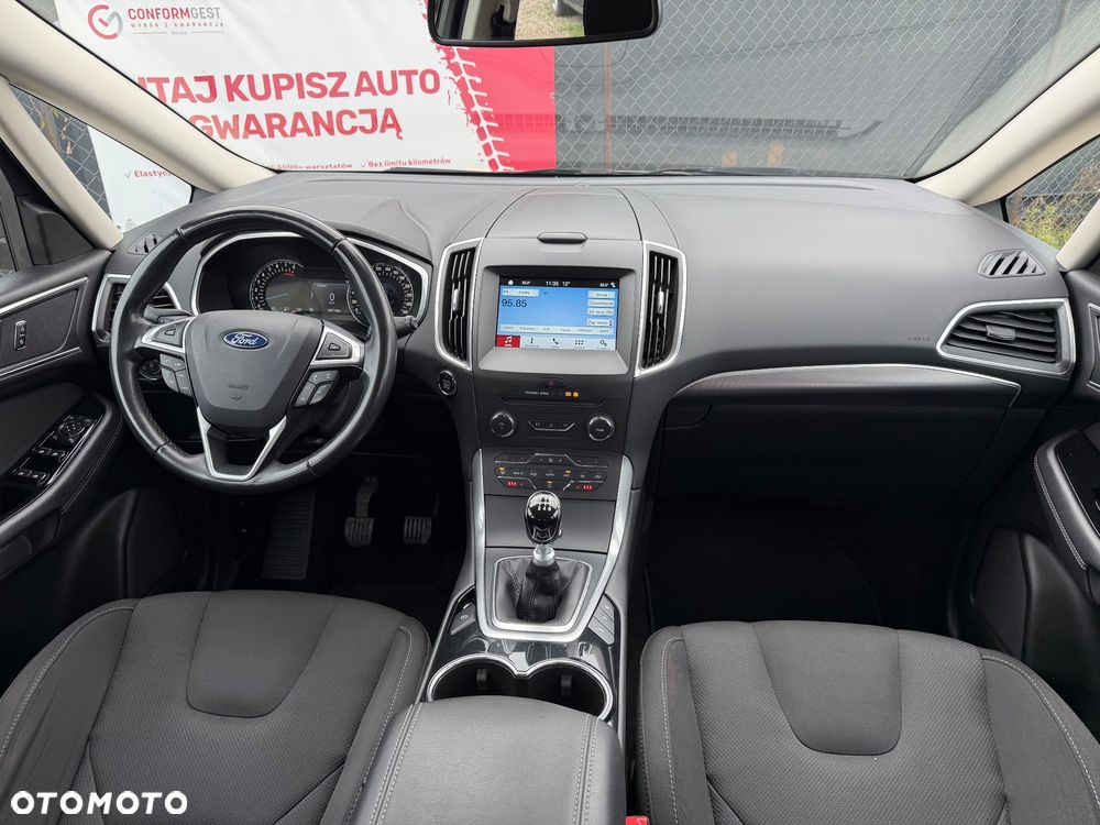 Ford S-Max - 8