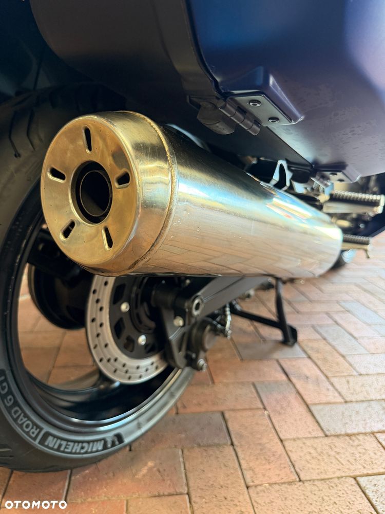 Yamaha FJR - 34