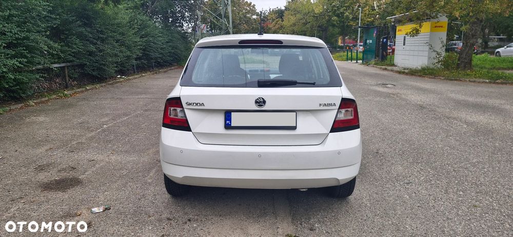 Skoda Fabia 1.0 Ambition - 8