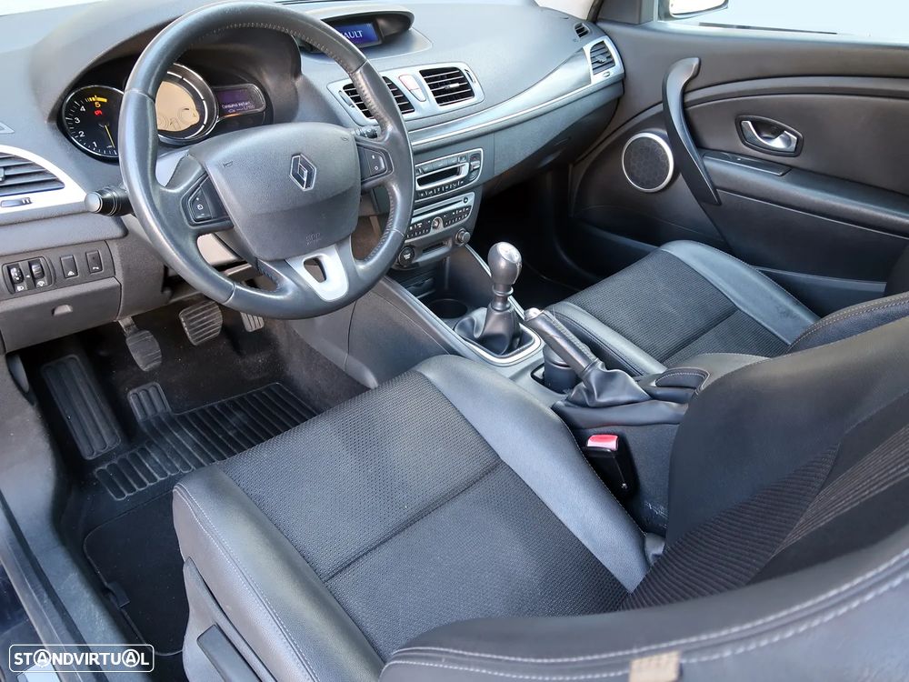 Renault Mégane Coupe - 11