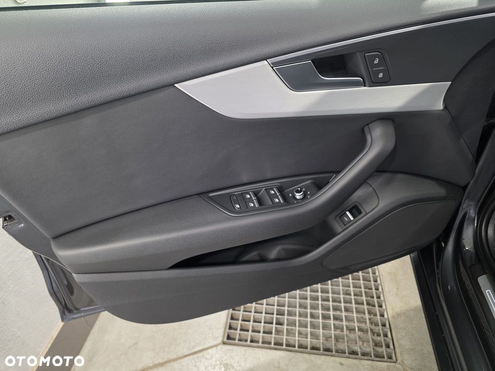 Audi A4 Avant - 27