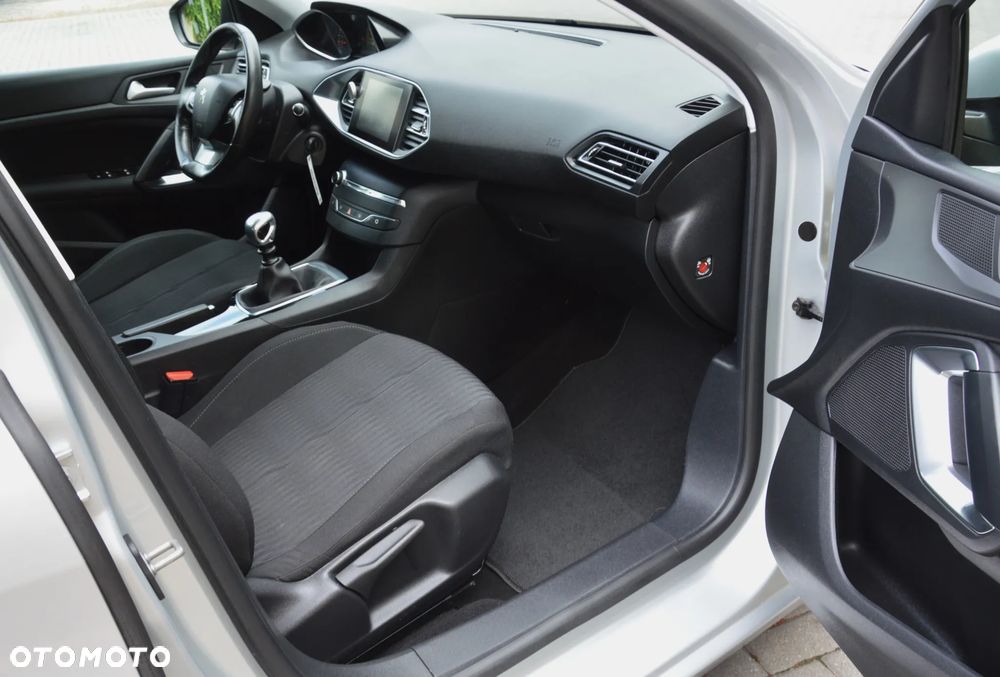Peugeot 308 - 29