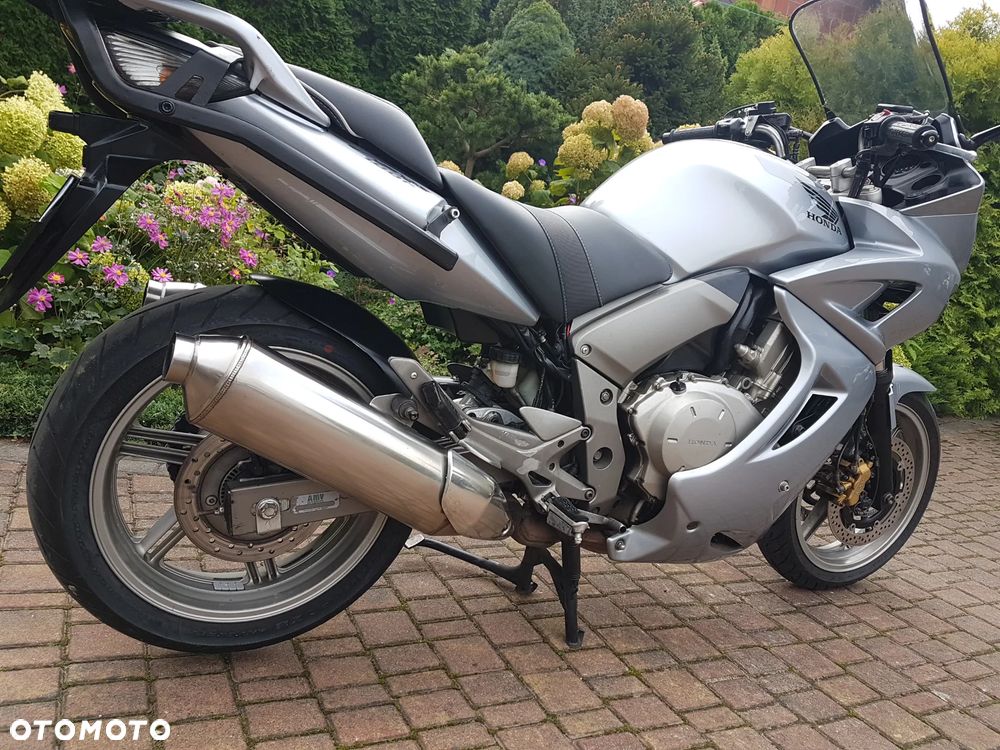 Honda CBF - 14