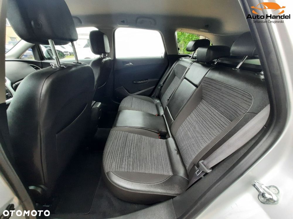 Opel Astra - 32