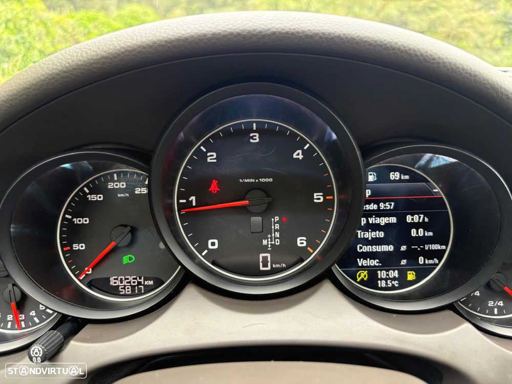 Porsche Cayenne Platinum Edition - 22