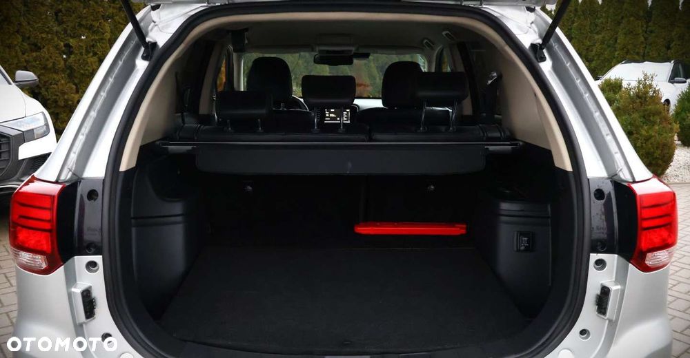 Mitsubishi Outlander - 23